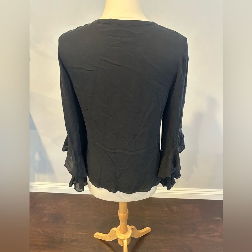 Kobi Halperin Black Bell Sleeve 100% Silk Shia Blouse Top Size Medium Womens - Picture 5 of 8